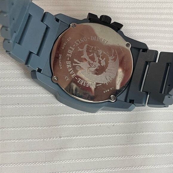 Diesel Men's Blue Gray Ceramic Watch DZ1517 Needs Battery - Picture 8 of 8